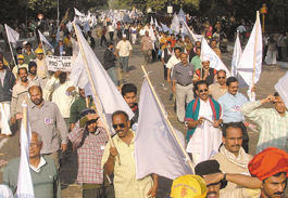 Traders from all over India demonstrating against VAT at Parliament Street in the Capital.